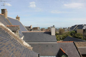 Maison au coeur de Cancale à 300m de la plage